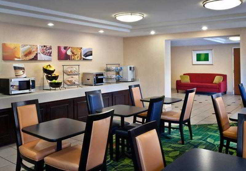 Fairfield Inn By Marriott Burlington Williston Dış mekan fotoğraf